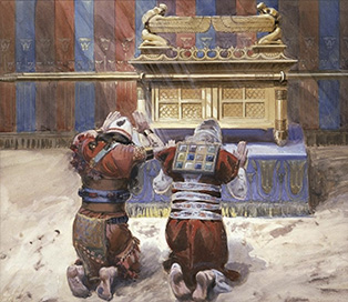 Adorando ante el Arca